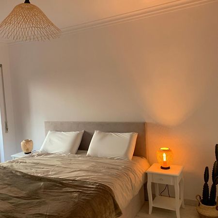 1-Bedroom Sea View Apartment With Private Balcony Costa Da Caparica, Just 5 Minutes From The Beach Costa da Caparica Exterior photo