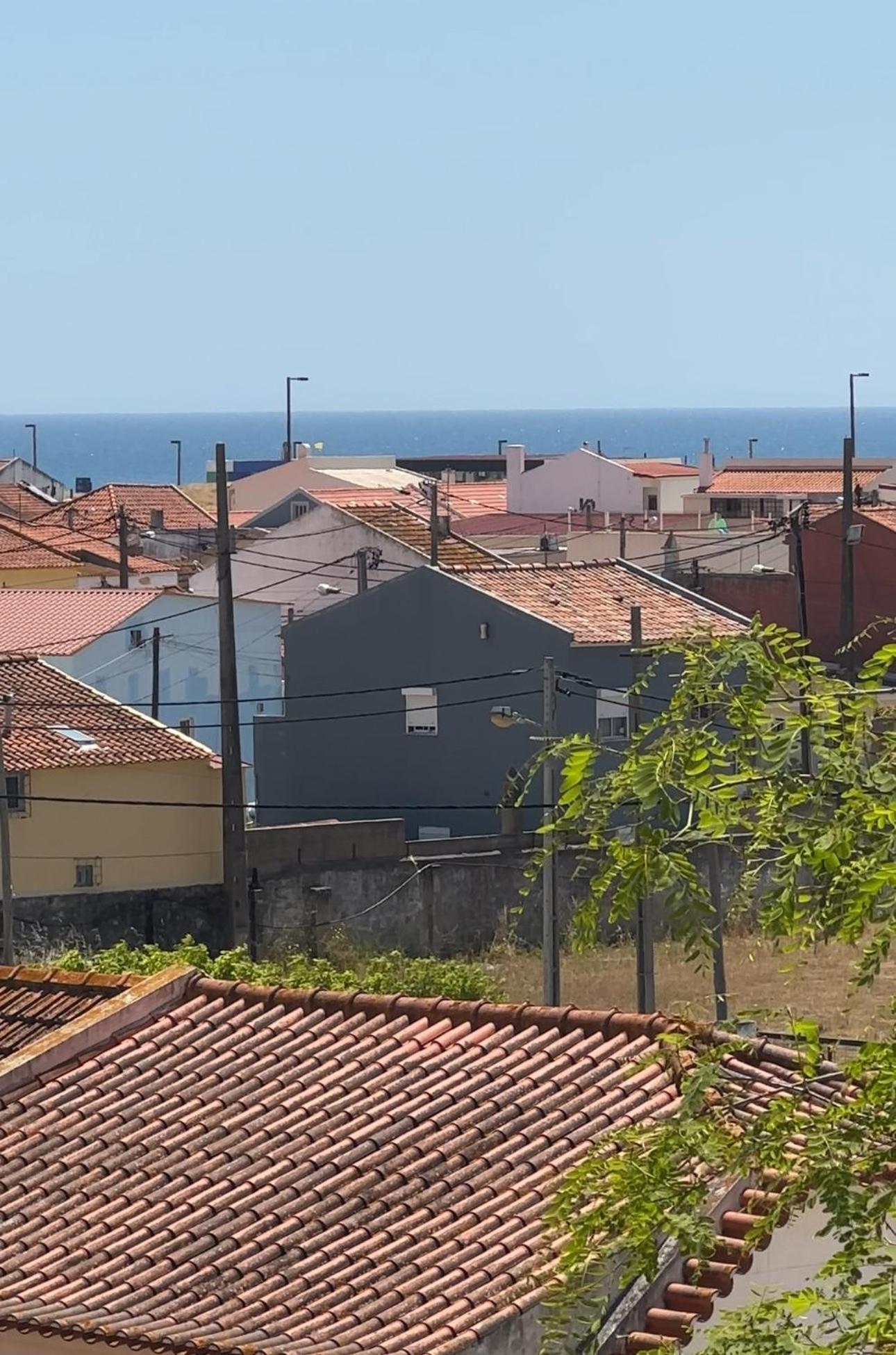 1-Bedroom Sea View Apartment With Private Balcony Costa Da Caparica, Just 5 Minutes From The Beach Costa da Caparica Exterior photo